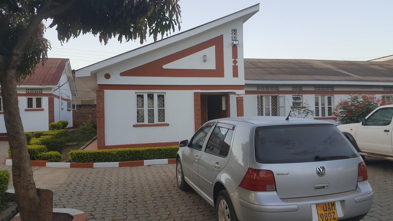 Lucia Villas Mbale Exterior foto
